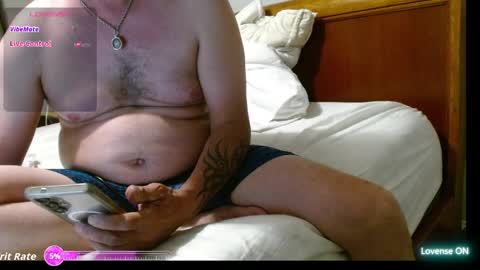 tonytonytony3001 online show from May 28, 1:47 am