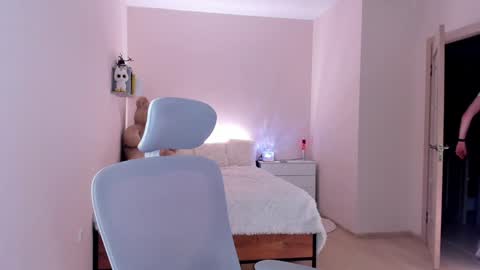 Snapshot of toohornyserj chatting on January 6, 4:26 am toohornyserj online show from January 6, 4:26 am