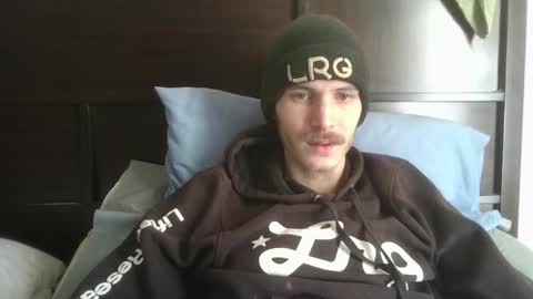 Snapshot of tootall803 chatting on December 23, 6:05 pm TooTall803 online show from December 23, 6:05 pm