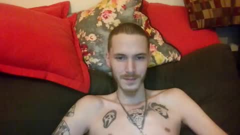 Snapshot of tootall803 chatting on September 23, 12:02 am TooTall803 online show from September 23, 12:02 am