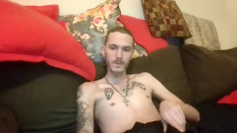 Snapshot of tootall803 chatting on September 25, 2:37 am TooTall803 online show from September 25, 2:37 am