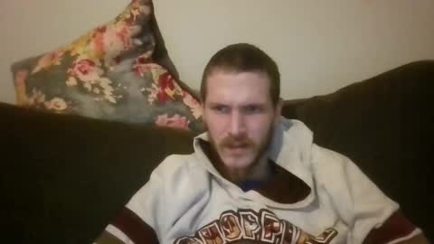 Snapshot of tootall803 chatting on November 12, 8:04 am TooTall803 online show from November 12, 8:04 am