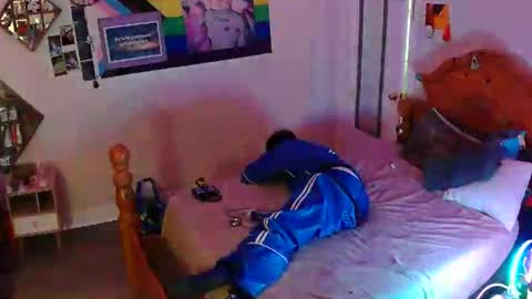 SagMeOreduceMe online show from February 16, 9:49 am