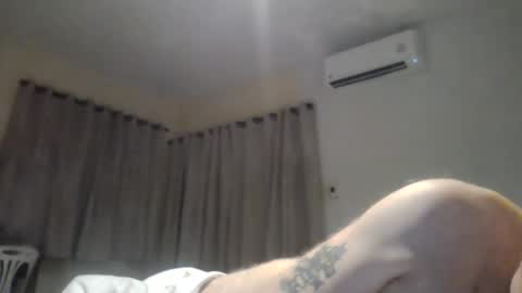 topfoxs30 online show from May 5, 7:00 pm