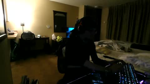 Snapshot of topplesstable18075 chatting on December 28, 1:50 am topplesstable18075 online show from December 28, 1:50 am