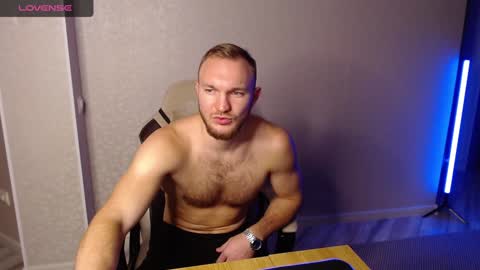 Glebaty online show from December 5, 5:28 pm