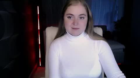 tori_blond online show from March 19, 6:39 am