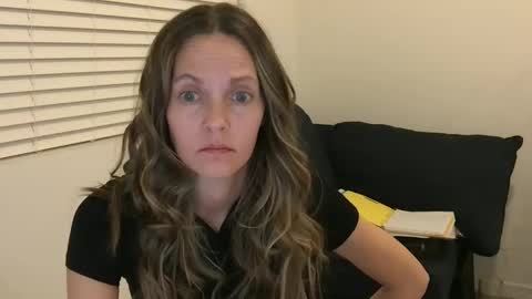 Tori Ryann online show from March 5, 7:49 am