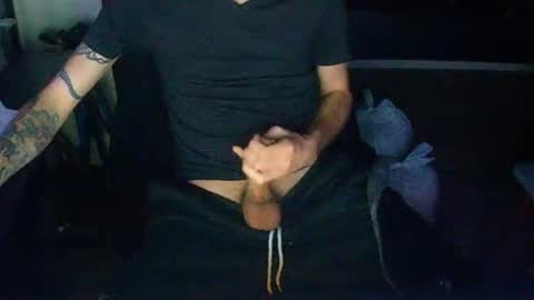 Snapshot of tornado2156 chatting on February 21, 5:52 am Tornado2156 online show from February 21, 5:52 am