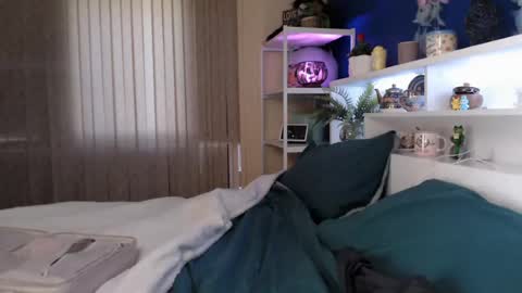 Milly online show from May 20, 11:22 pm