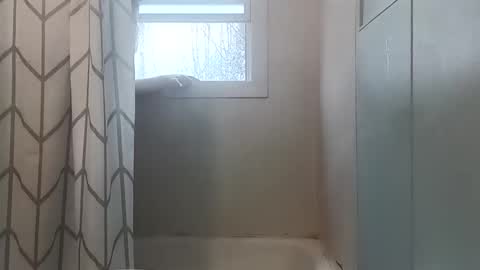 totallyawesome_65 online show from March 25, 12:33 pm