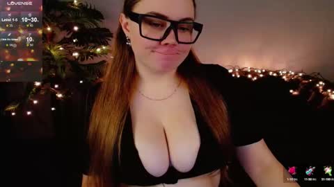   online show from December 6, 8:37 am