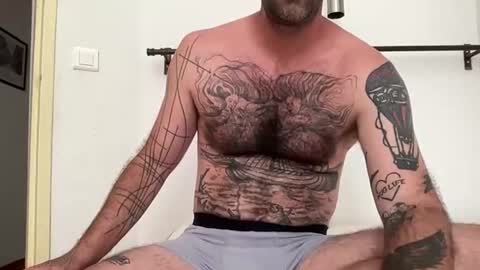 toutsexy online show from June 14, 11:01 am