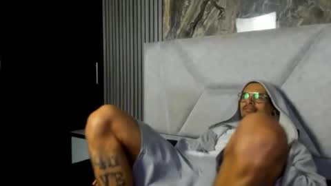 Snapshot of toxicdesire_hl chatting on July 26, 10:05 pm Sofia y Dante online show from July 26, 10:05 pm