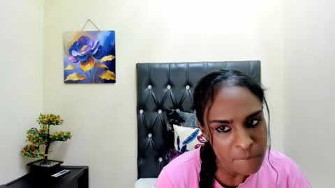 Snapshot of toxicfantasy4u chatting on October 17, 5:04 pm toxicfantasy4u online show from October 17, 5:04 pm