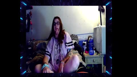 Toxiclove1311 online show from October 7, 1:58 am