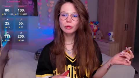 toxkiss online show from October 14, 11:00 am