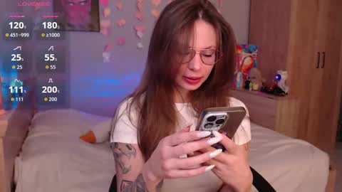 toxkiss online show from January 14, 10:10 am