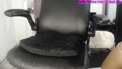 Snapshot of toxxxic_cams chatting on December 11, 4:49 am toxca69 online show from December 11, 4:49 am