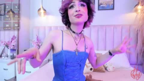 Snapshot of tracy_lee_ chatting on March 13, 8:26 pm Tracy online show from March 13, 8:26 pm