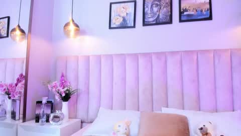Snapshot of tracy_lee_ chatting on March 16, 8:35 pm Tracy online show from March 16, 8:35 pm