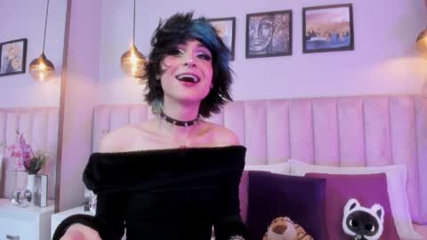 Snapshot of tracy_lee_ chatting on March 28, 7:57 pm Tracy online show from March 28, 7:57 pm