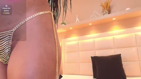 Snapshot of tracydaviss chatting on October 31, 1:23 pm Tracy online show from October 31, 1:23 pm