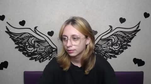 Snapshot of tracyleebb chatting on November 22, 11:53 am TracyLeeBB online show from November 22, 11:53 am