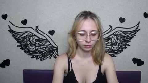 Snapshot of tracyleebb chatting on November 28, 11:57 am TracyLeeBB online show from November 28, 11:57 am