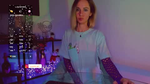 Snapshot of trafka_murafka chatting on December 7, 11:23 pm Hey my name is Kiri Kiri online show from December 7, 11:23 pm