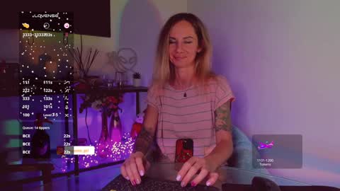 Snapshot of trafka_murafka chatting on December 9, 12:34 am Hey my name is Kiri Kiri online show from December 9, 12:34 am