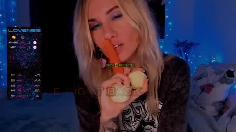 Snapshot of trafka_murafka chatting on January 12, 11:04 pm Hey my name is Kiri Kiri online show from January 12, 11:04 pm