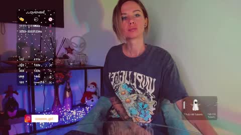 Snapshot of trafka_murafka chatting on January 17, 8:33 pm Hey my name is Kiri Kiri online show from January 17, 8:33 pm