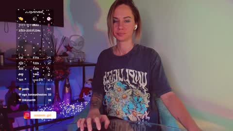 Snapshot of trafka_murafka chatting on January 17, 11:51 pm Hey my name is Kiri Kiri online show from January 17, 11:51 pm