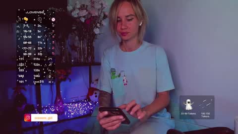 Snapshot of trafka_murafka chatting on January 27, 10:16 pm Hey my name is Kiri Kiri online show from January 27, 10:16 pm