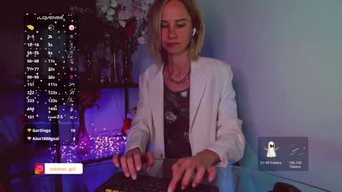 Snapshot of trafka_murafka chatting on January 28, 6:49 pm Hey my name is Kiri Kiri online show from January 28, 6:49 pm