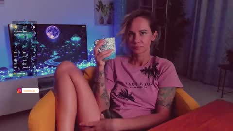 Snapshot of trafka_murafka chatting on October 23, 9:35 pm Hey my name is Kiri Kiri online show from October 23, 9:35 pm