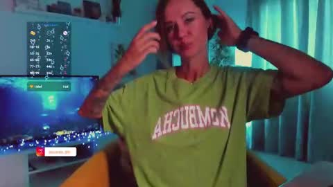 Hey my name is Kiri Kiri online show from July 18, 6:56 pm