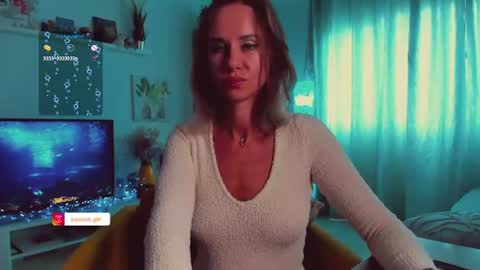 Hey my name is Kiri Kiri online show from July 21, 4:31 pm