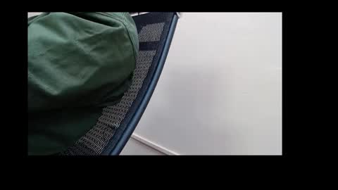 Snapshot of trahatel1992 chatting on March 20, 4:12 pm trahatel1992 online show from March 20, 4:12 pm