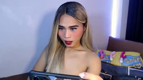 Snapshot of transbigcockselfsucker chatting on October 29, 8:43 pm GEN LUXS online show from October 29, 8:43 pm