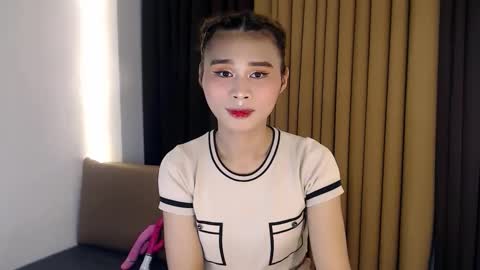 Snapshot of transbigcockselfsucker chatting on December 15, 3:38 pm GEN LUXS online show from December 15, 3:38 pm