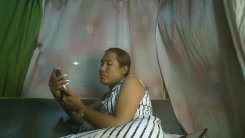 transhottie28 online show from February 2, 10:46 am
