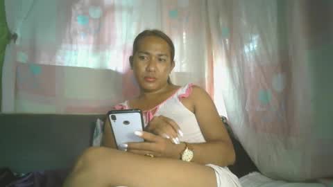 transhottie28 online show from February 2, 11:11 pm