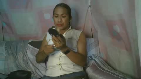 transhottie28 online show from February 27, 10:15 am