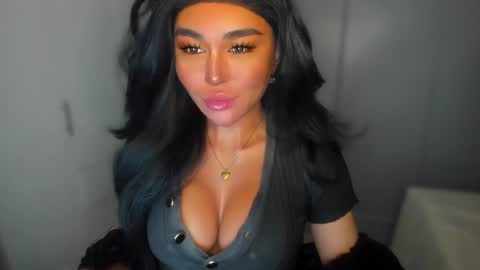 ALMIGHTY GODDESS VALENTINA online show from December 27, 9:11 pm