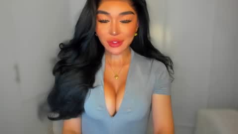 ALMIGHTY GODDESS VALENTINA online show from January 22, 8:49 pm