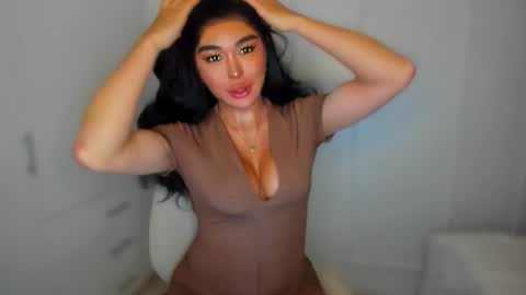 ALMIGHTY GODDESS VALENTINA online show from January 22, 11:53 pm