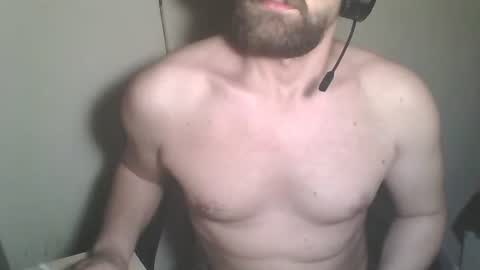 Snapshot of transyfansy chatting on March 9, 10:52 pm transyfansy online show from March 9, 10:52 pm