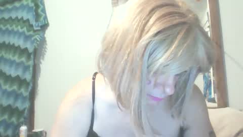traphouseslutbunny4fun online show from December 31, 3:12 am